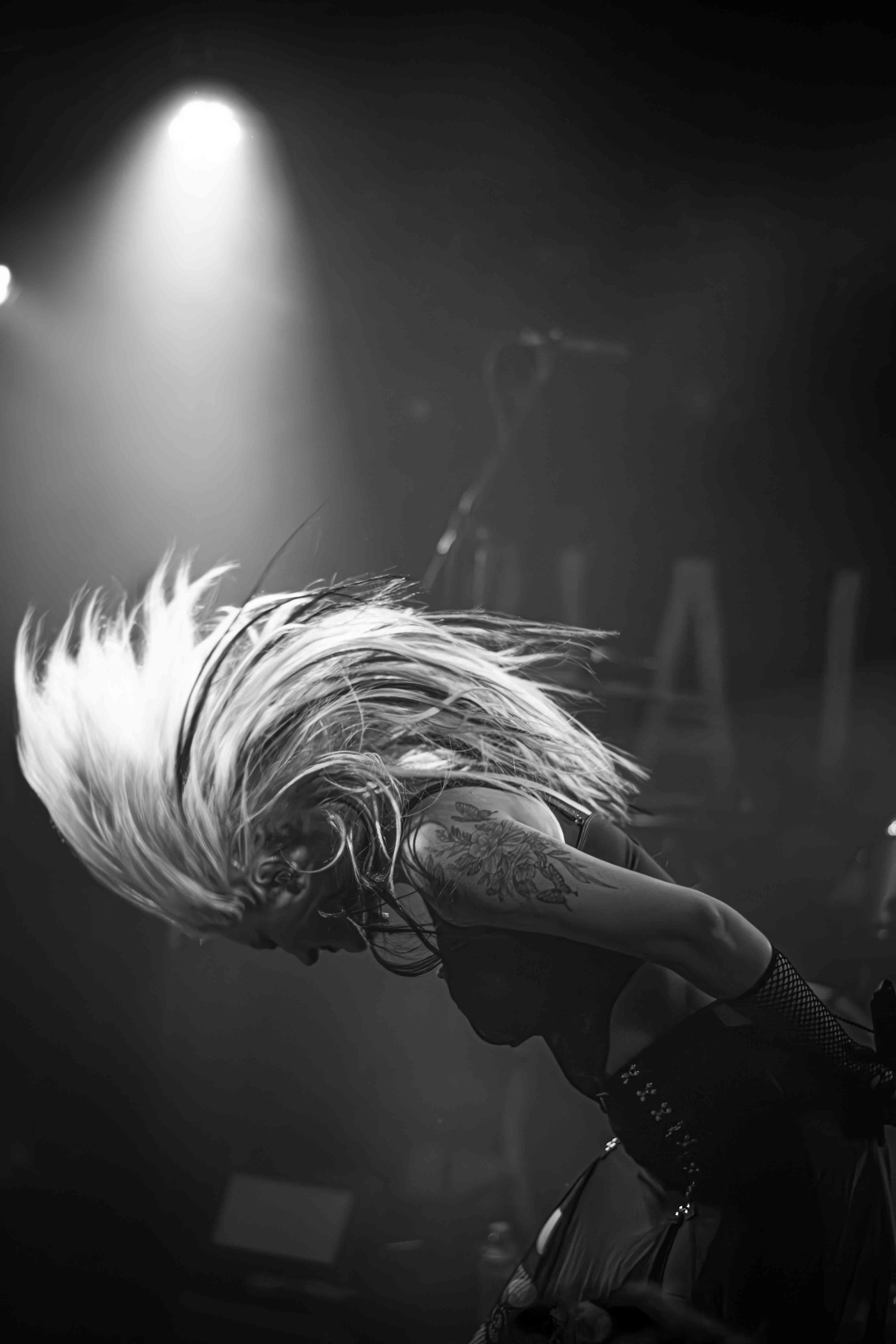 Portrait artistique dans une série personnelle